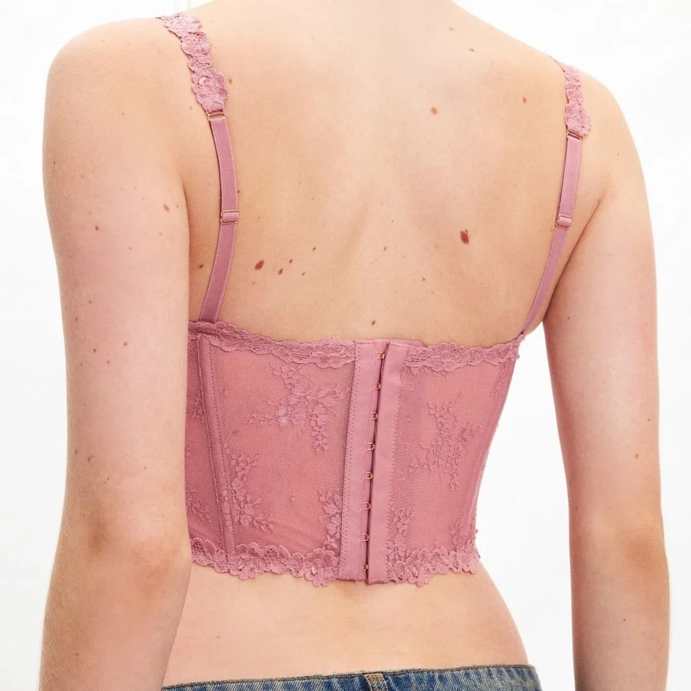 Urban Outfitters experience elegance